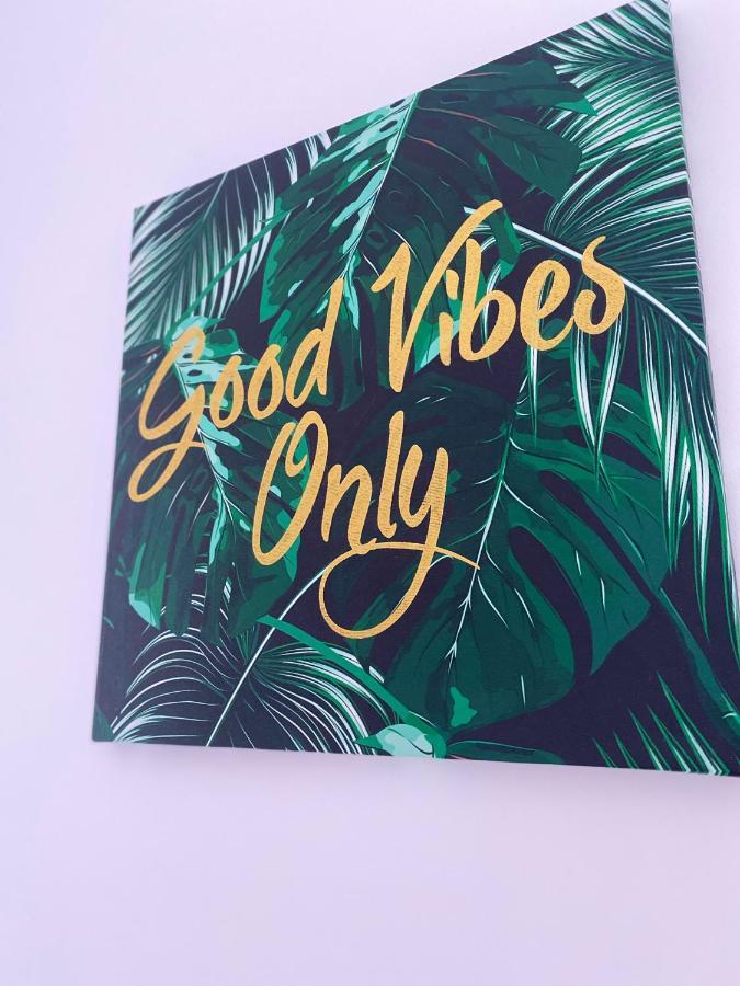 Good Vibes Apartment أرادايا المظهر الخارجي الصورة